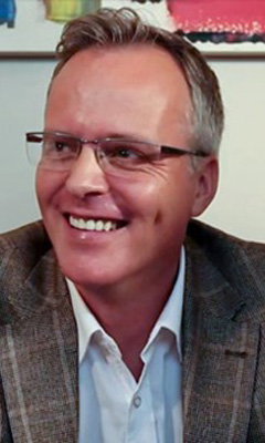 pornostar Ian Tate seite auf deutsch