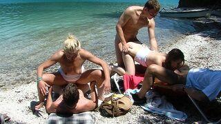 familientherapie gruppensex orgie am strand